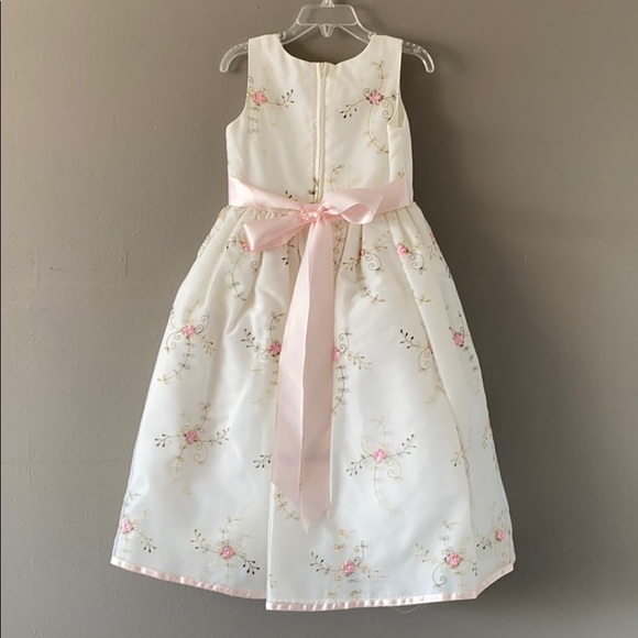 US Angels • Girls Spring Dress - Picture 6 of 11